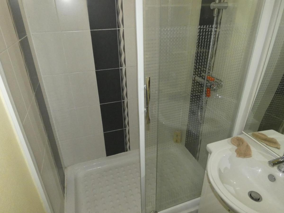 Appartement T3 Avec Terrasses Et Parking Prive En Centre-Ville De Royan, A 200M De La Plage - Fr-1-71-90 Ngoại thất bức ảnh